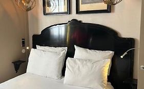 Albert's Hotel